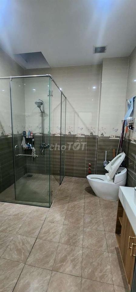 bán gấp nhà 94m2..1 trệt 2 lầu kdc bình đáng bình hòa hcm