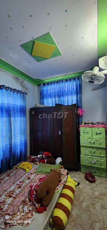 mình cần bán nhà SC gần trường bình hòa. cạnh visip1.HCM