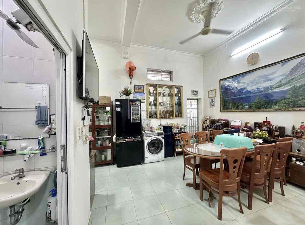 BÁN NHÀ CHÍNH CHỦ, ĐƯỜNG NGUYỄN TRƯỜNG TỘ, VŨNG TÀU