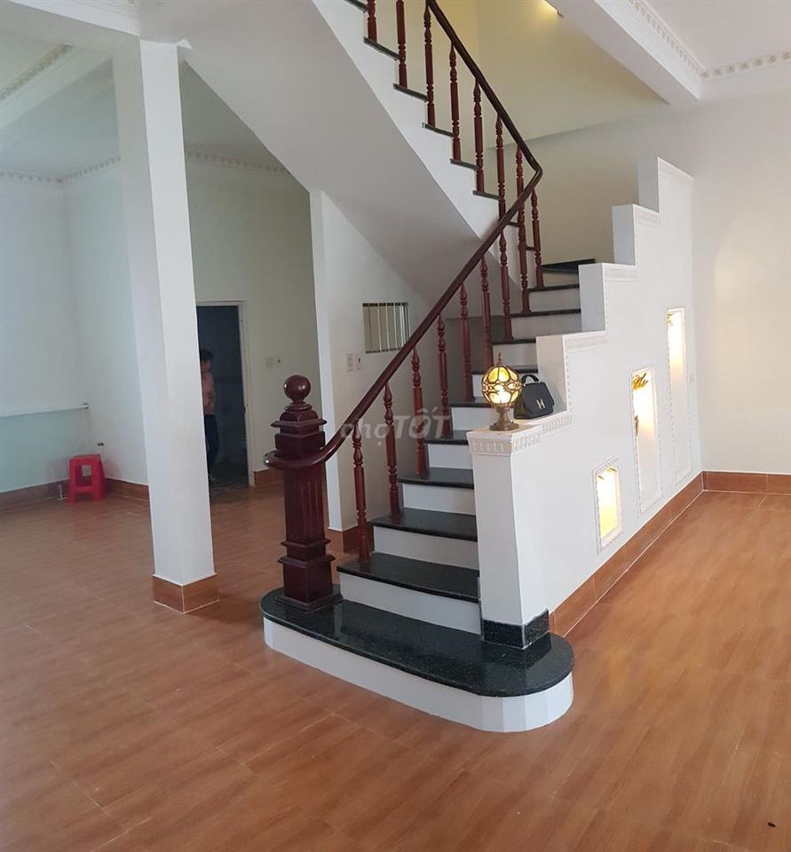 bán nhà mặt tiền đường nguyễn văn trổi,p.ninh kiều,tp.cần thơ