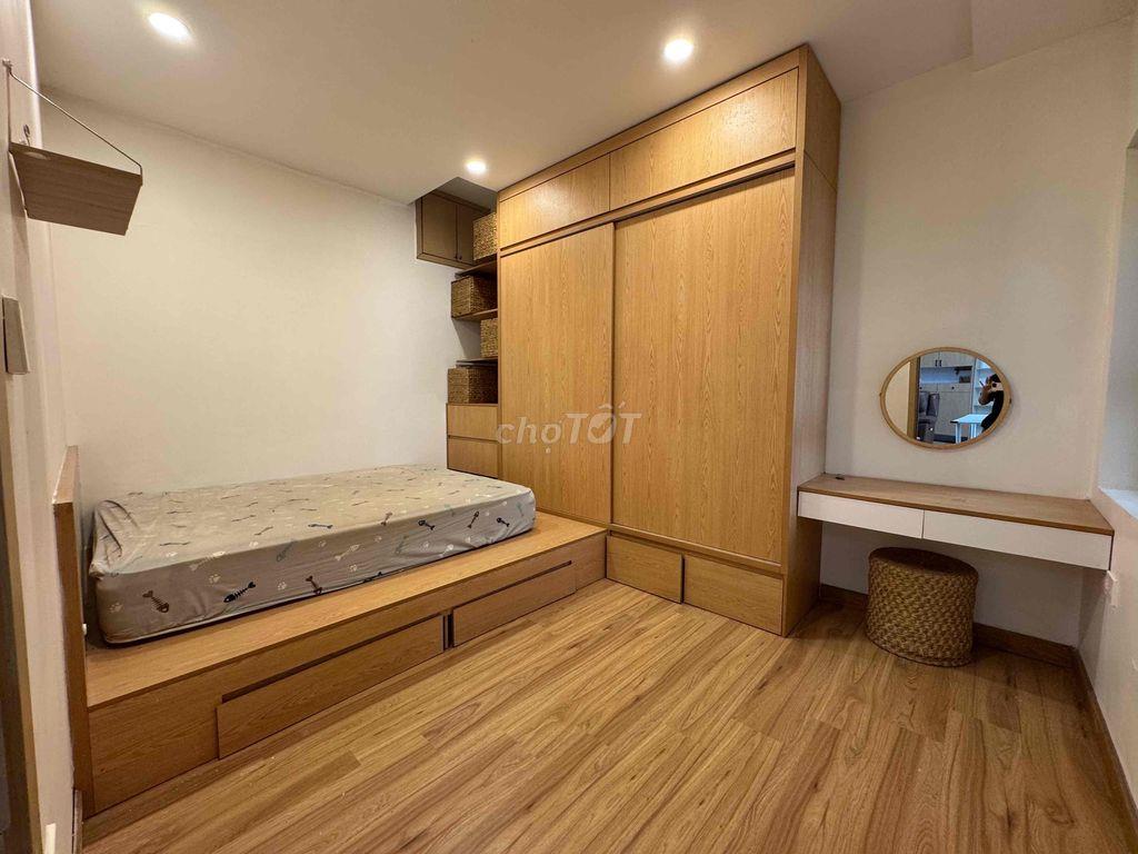 Cho thuê căn hộ 2 sân vườn 200m2