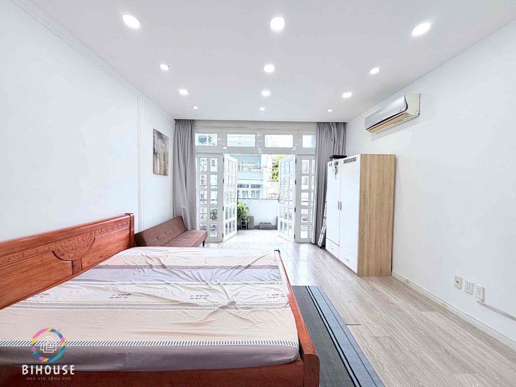 Phòng 40m2_Studio ban công lớn