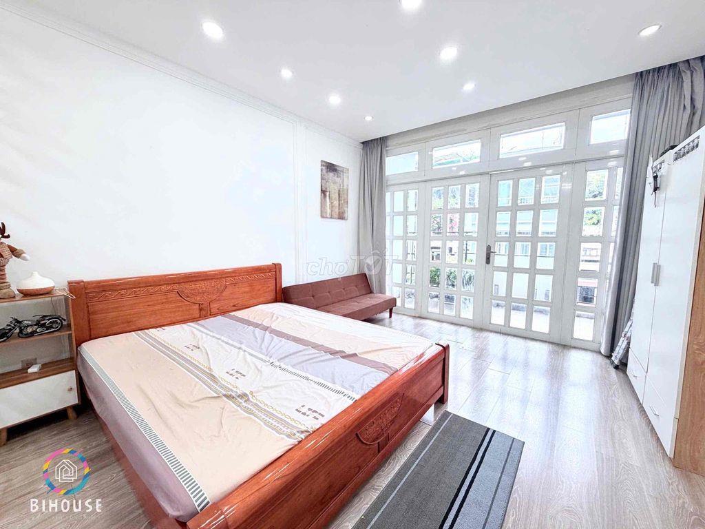 Phòng 40m2_Studio ban công lớn