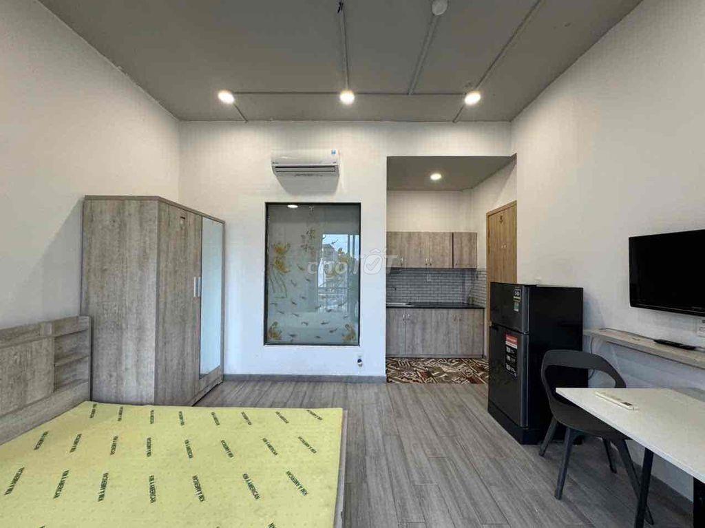 Phòng 40m2_Studio ban công _ 108/62a Trần Quang Diệu