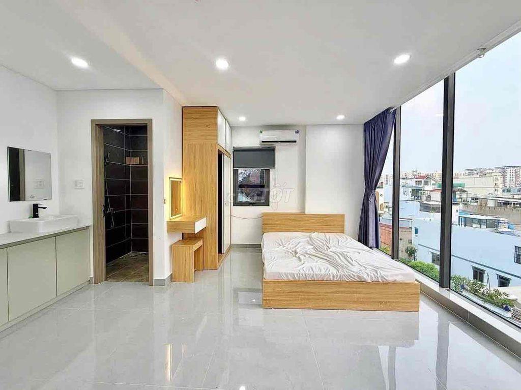 Phòng 35m2_ Studio cửa sổ lớn_ 66 Hoa Hồng ( Phan Xích Long)