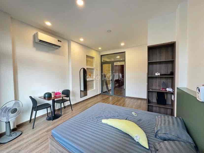 Phòng 35m2_ Studio ban công _ Đầy đủ nội thất_ 222/1 Bùi Đình Tuý
