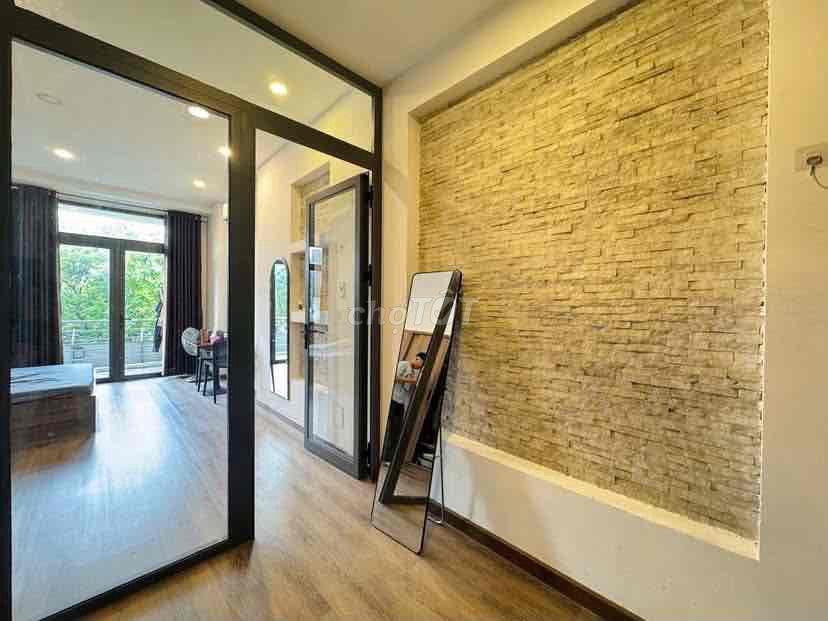 Phòng 35m2_ Studio ban công _ Đầy đủ nội thất_ 222/1 Bùi Đình Tuý