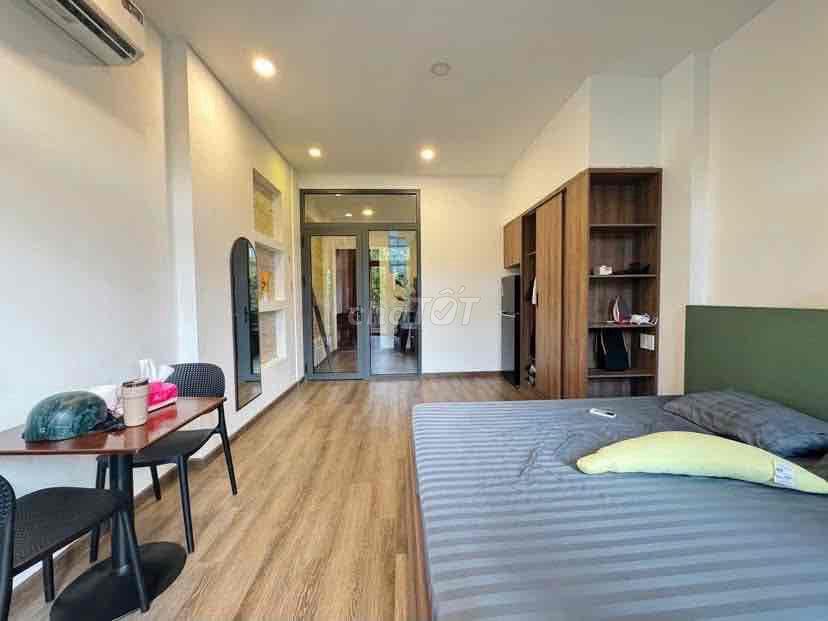 Phòng 35m2_ Studio ban công _ Đầy đủ nội thất_ 222/1 Bùi Đình Tuý