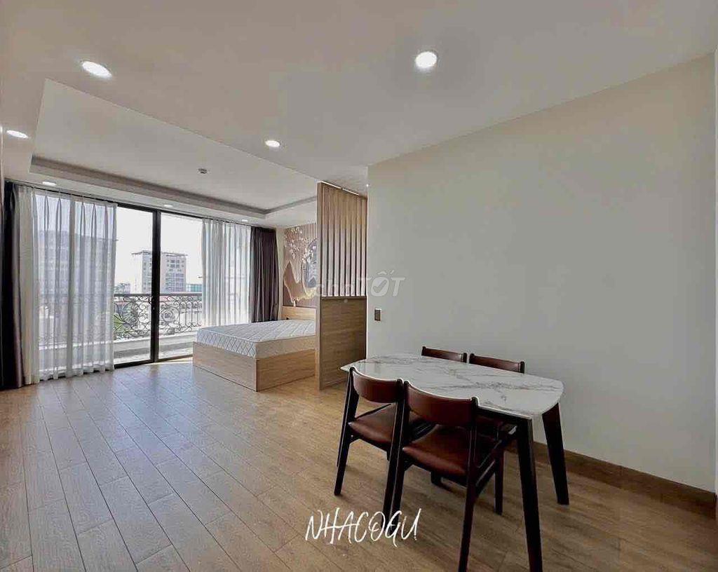 Phòng 35m2_ Studio ban công lớn_