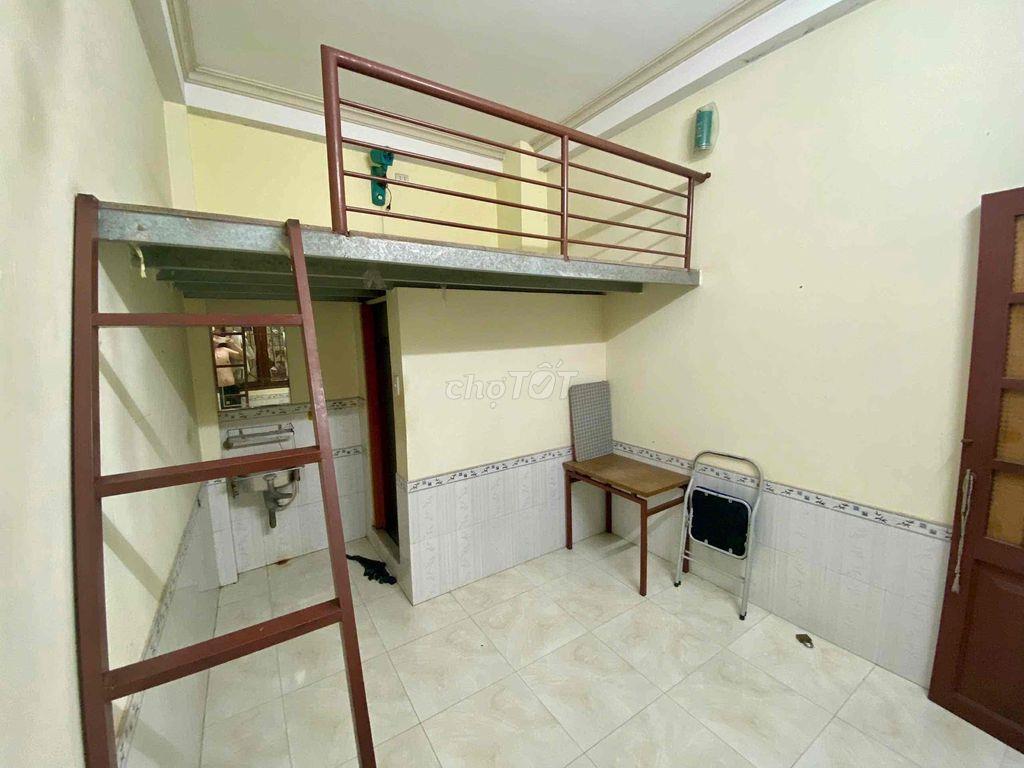Phòng trọ Phú nhuận 14m2