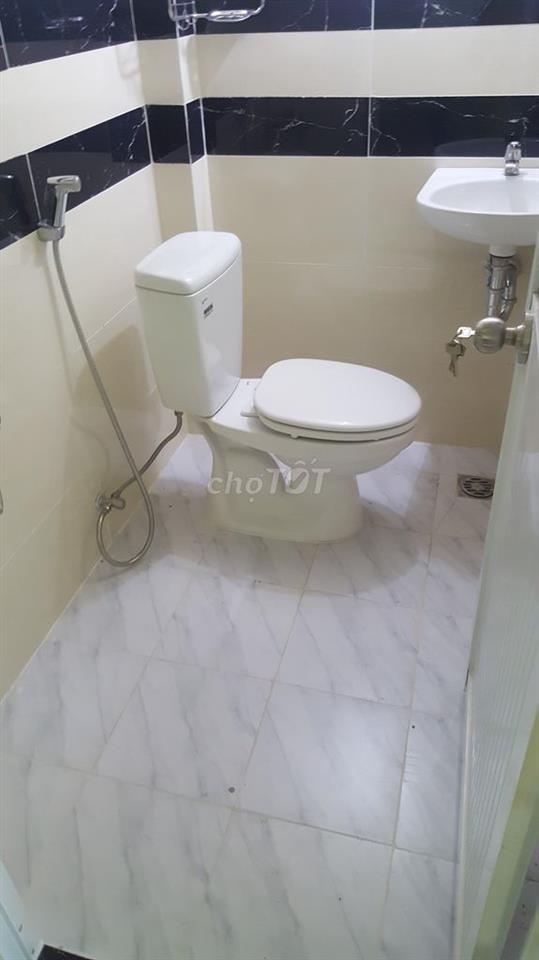 Phòng trọ mới Q9, công viên trước nhà, yên tĩnh