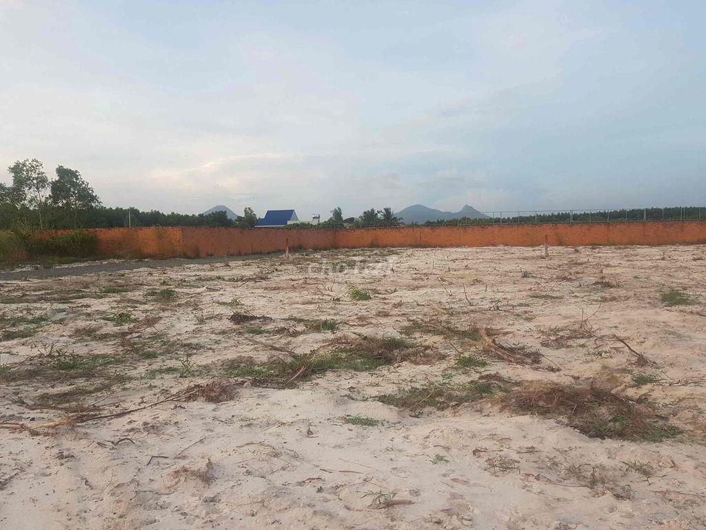 1 sào *** 22x46m phường lagi