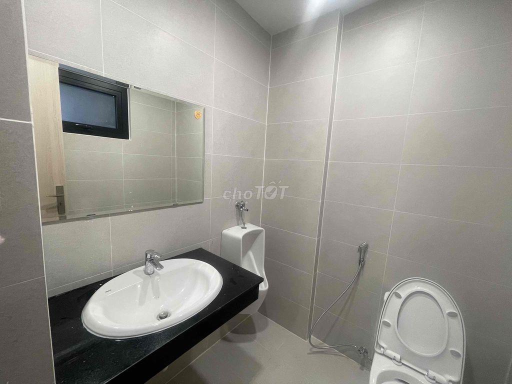 CHO THUÊ MẶT 40M2 CÓ HẦM XE P4 GIÁ 15 TR/THÁNG