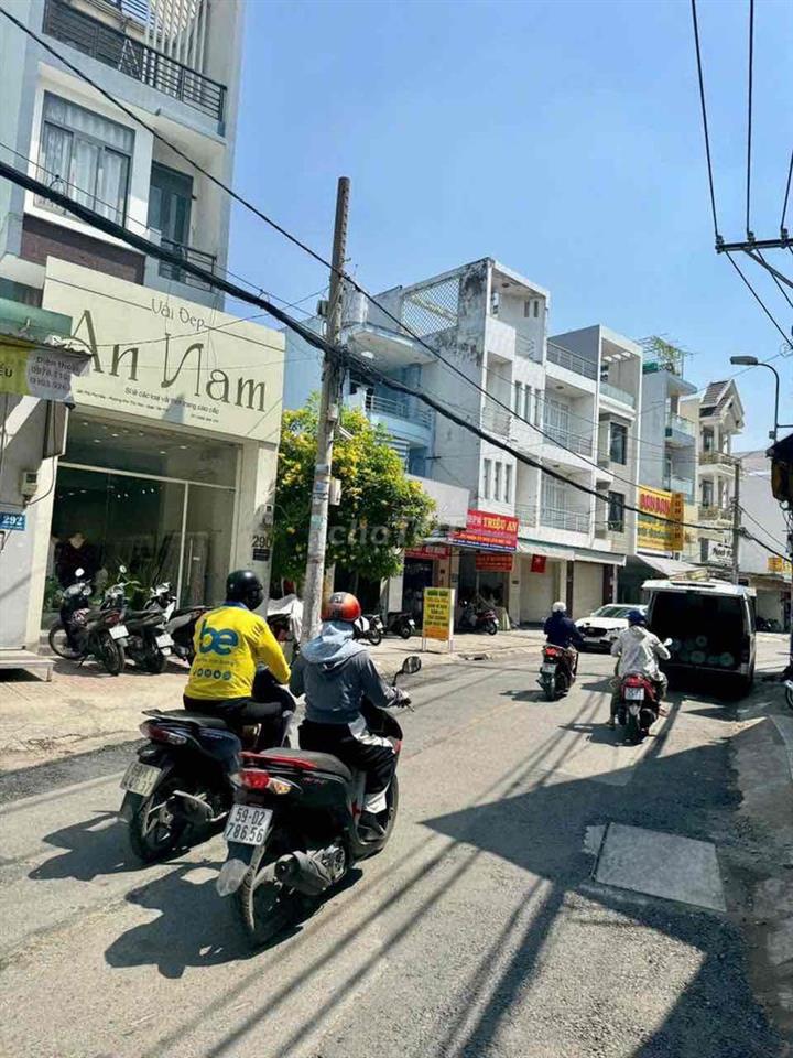Bán nhà 2 mặt tiền phú thọ hoà tân phú