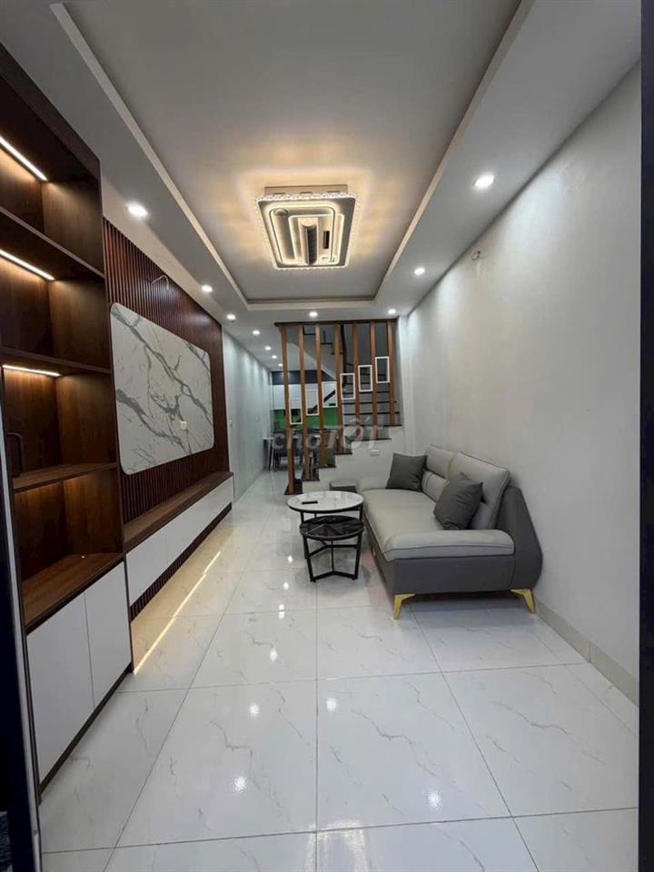 Bán nhà 30m2 3 tầng 4PN Vĩnh Hưng, Lĩnh Nam Hoàng Mai