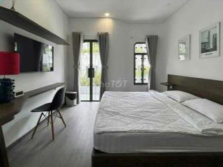 Phòng 35m2_ Studio, ban công, nội thất cơ bản_ 257 Phan Xích Long