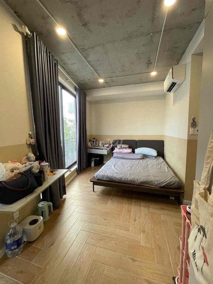 phòng 35m2_ studio ban công logia, thang máy_ Hẻm 189 Nguyễn Văn Đậu