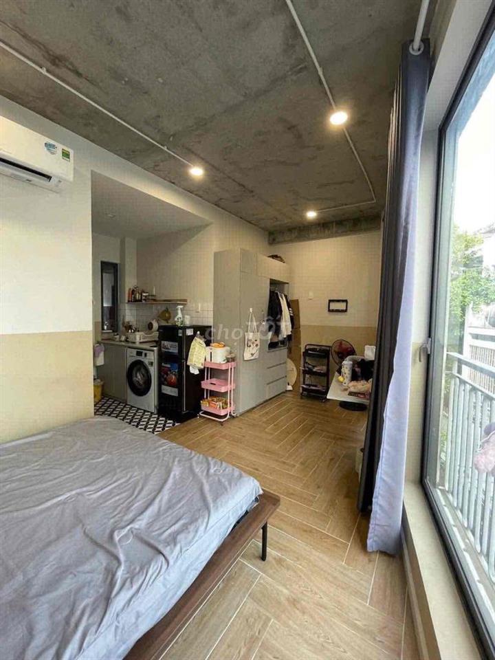 phòng 35m2_ studio ban công logia, thang máy_ Hẻm 189 Nguyễn Văn Đậu