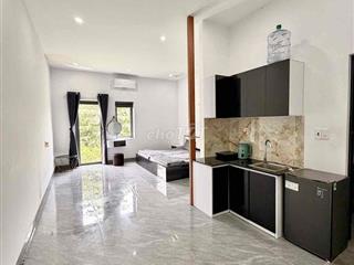 phòng 40m2_1 phòng ngủ, ban công, nội thấy đầy đủ_ 196 Phan Xích Long
