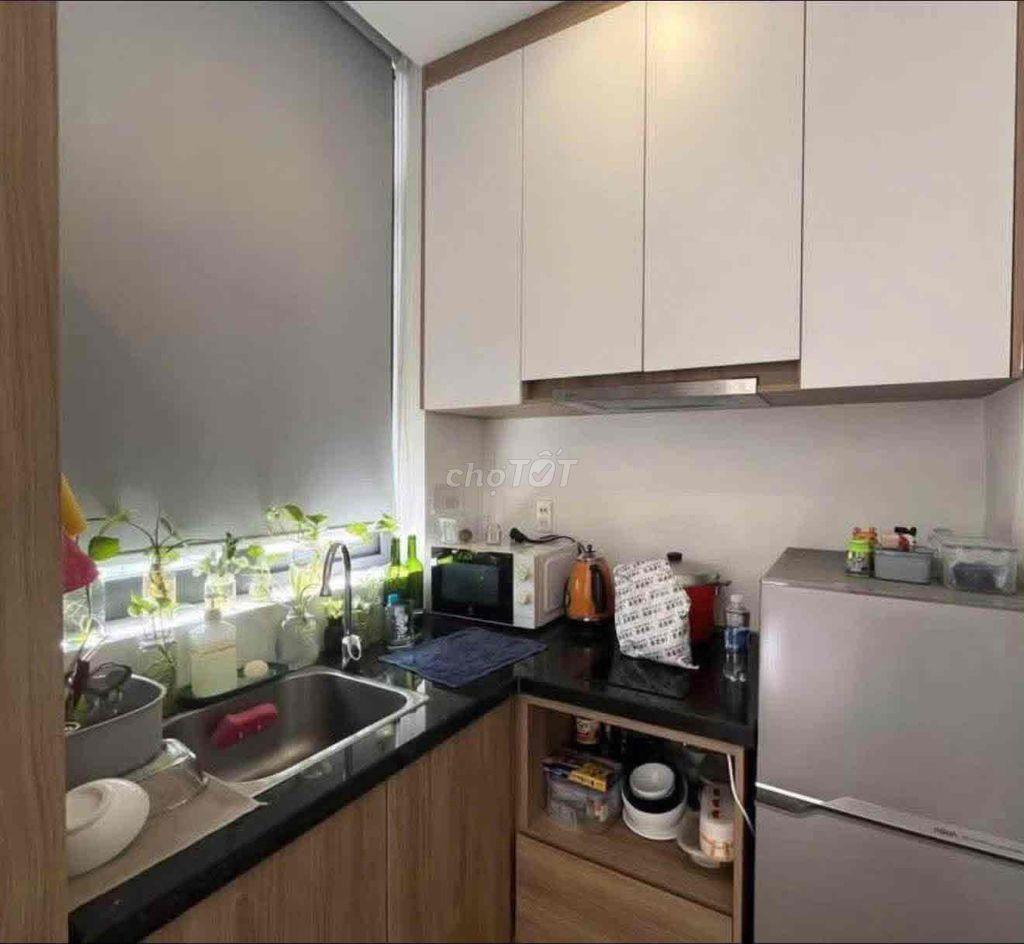 phòng 35m2_ 1 phòng ngủ, nội thất cơ bản_hẻm 180 Phan Xích Long