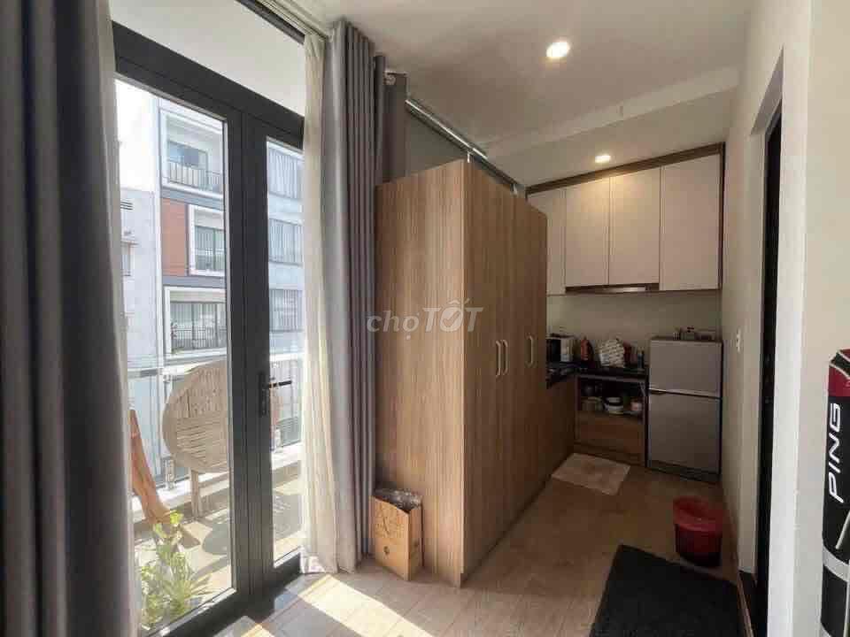 phòng 35m2_ 1 phòng ngủ, nội thất cơ bản_hẻm 180 Phan Xích Long