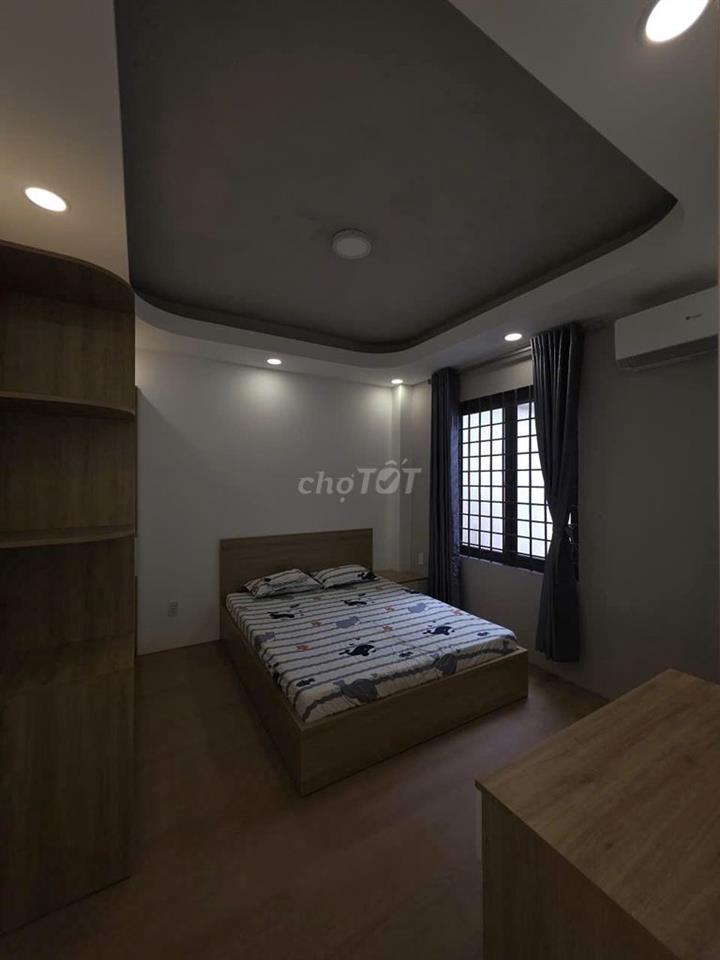 GIA ĐÌNH BÁN CH TÂM HUYẾT CHUNG CƯ HÒA HƯNG (Q.10) – 70M² (2PN 2WC) 