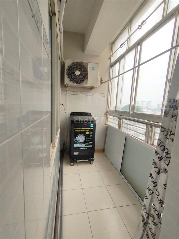 Cao ốc Ngô Gia Tự- Đường Hào Hảo căn 2p ngủ, giá thuê 11tr/tháng