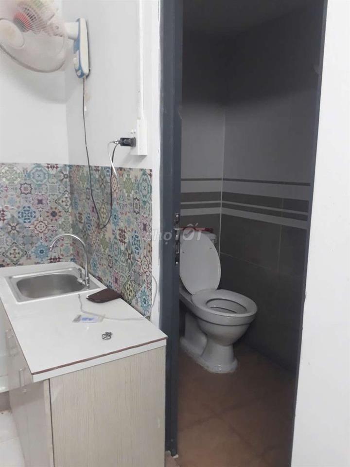 phòng trọ đẹp trung tâm Q5 20m2