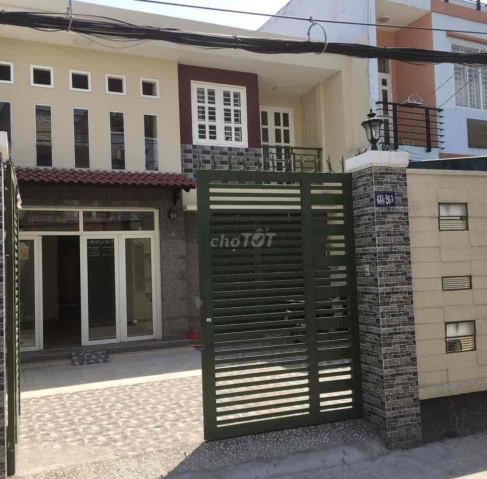 BÁN NHÀ LỚN CĂN ĐÔI. DT: 8,1-36m, DT:294m2, DTSD:500m, 1lầu đúc.