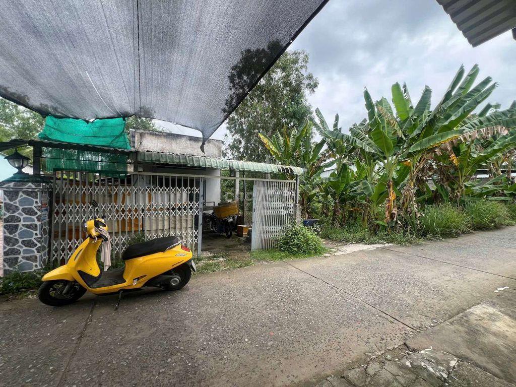Nhà đất gần khu công nghiệp Hòa Phú