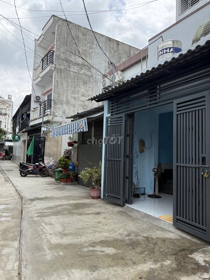 NHÀ HẺM XE HƠI NGAY TRUNG TÂM AEON TÂN PHÚ - VÀO Ở NGAY