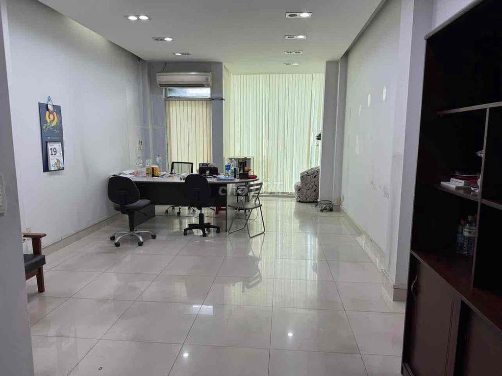 Q.1 Ký Con Mặt Bằng + VP