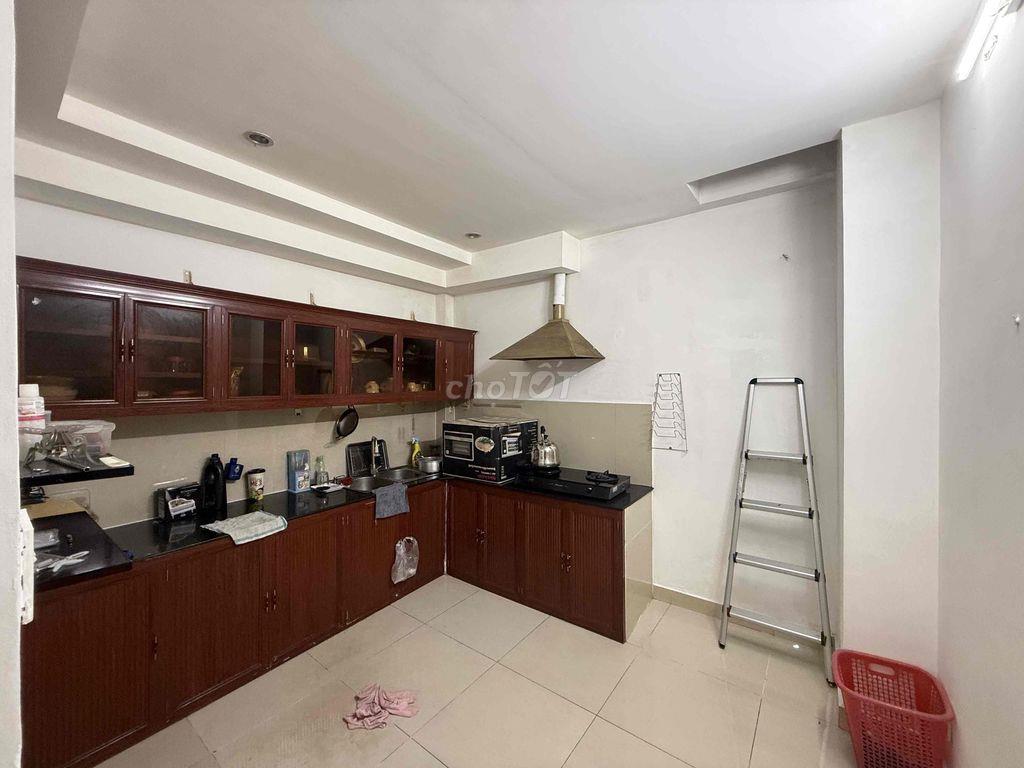 Nhà nguyên căn hẻm 368 Tôn Đản