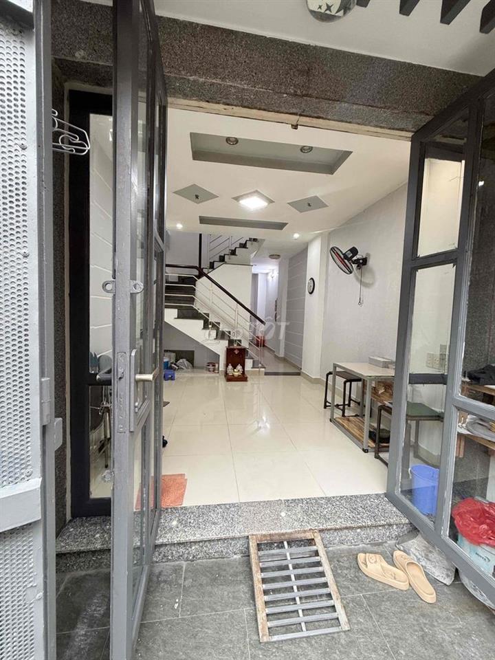 Nhà nguyên căn hẻm 368 Tôn Đản
