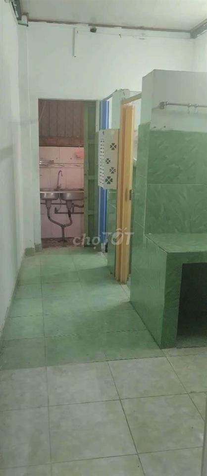 Nhà 1 trệt 1 đúc lửng,3 phòng,DT sử dụng 65m2 