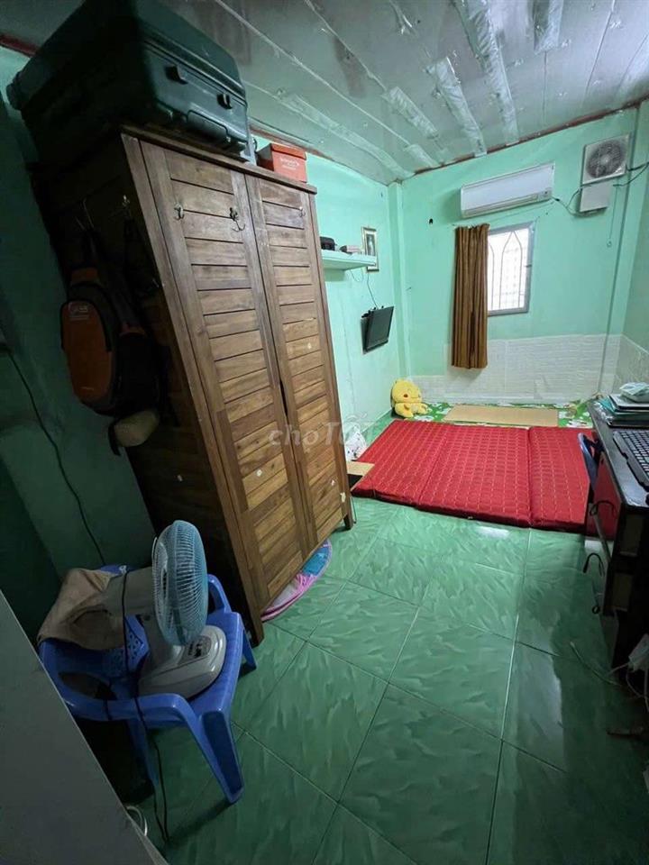 Nhà 1 trệt 1 đúc lửng,3 phòng,DT sử dụng 65m2 