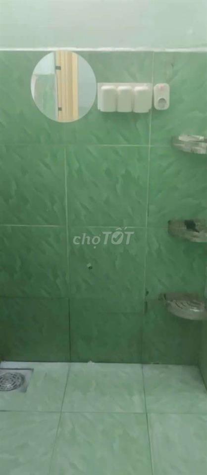 Nhà 1 trệt 1 đúc lửng,3 phòng,DT sử dụng 65m2 