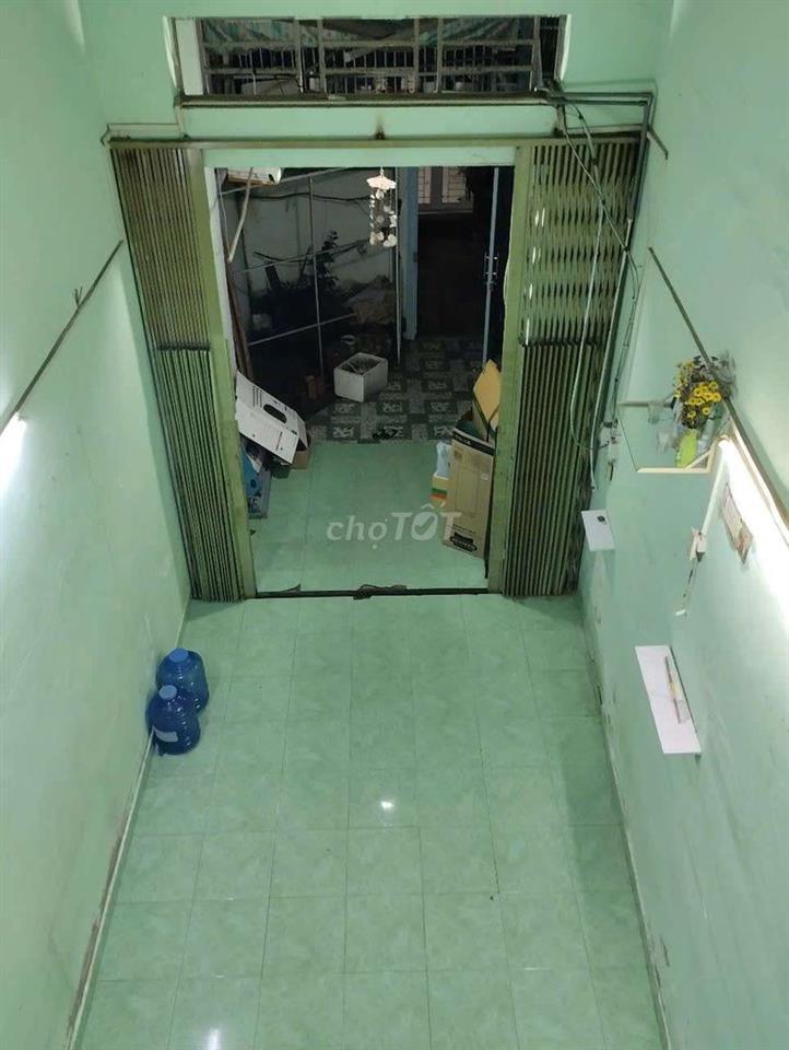 Nhà 1 trệt 1 đúc lửng,3 phòng,DT sử dụng 65m2 