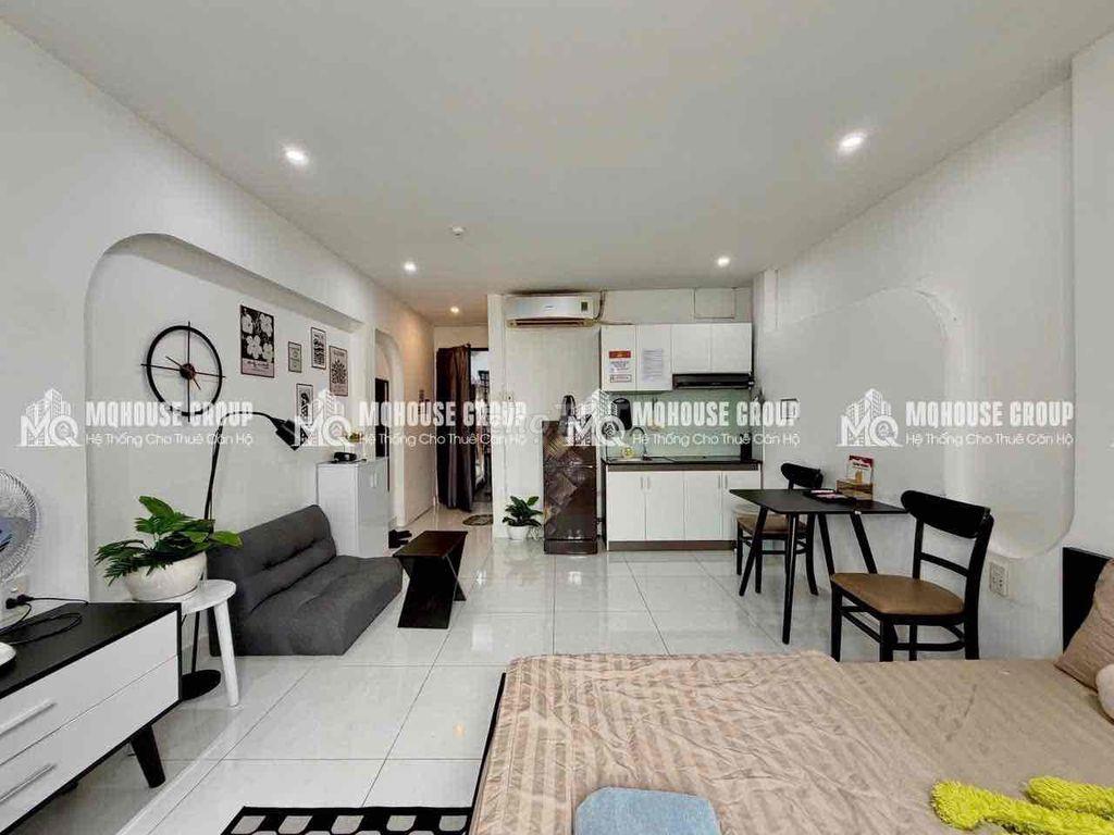 Phòng 40m2_tách bếp, ban công_Hoàng Văn Thụ