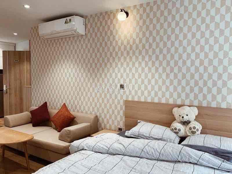 Phòng studio, cửa sổ trời_diện tích 35m2_ hẻm 7 Phan Đăng Lưu
