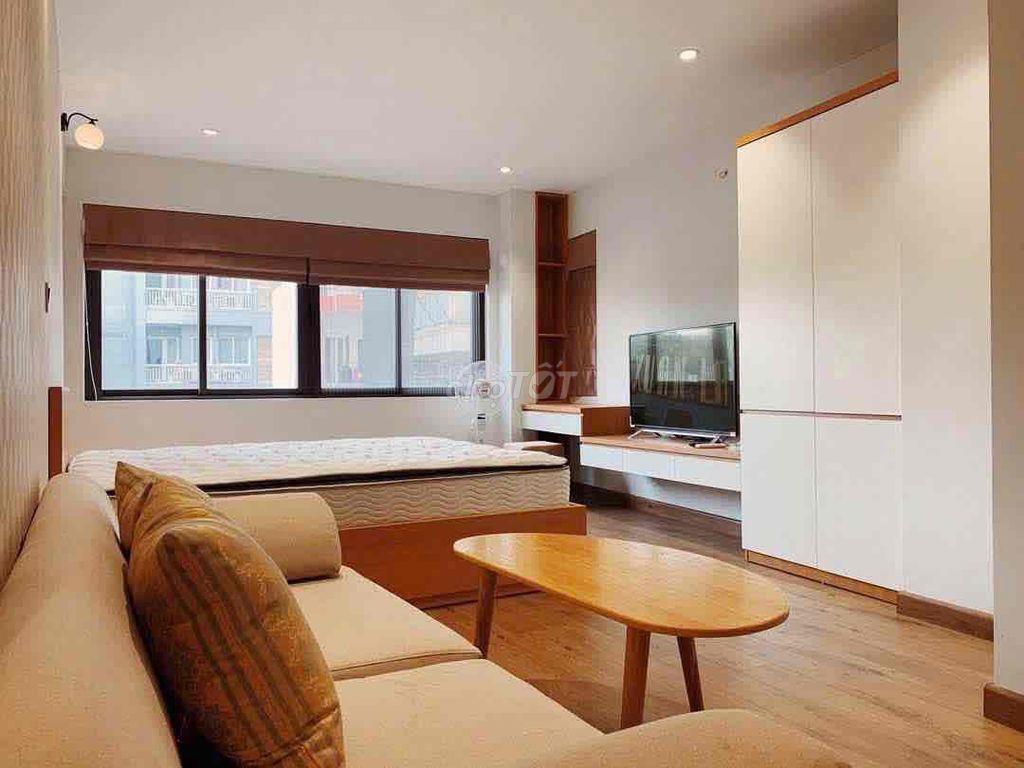 Phòng studio, cửa sổ trời_diện tích 35m2_ hẻm 7 Phan Đăng Lưu
