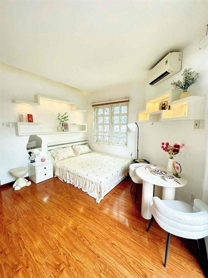 Phòng 1pn 1pk, ban công_diện tích 40m2_Hẻm 74 Trương Quốc Dung