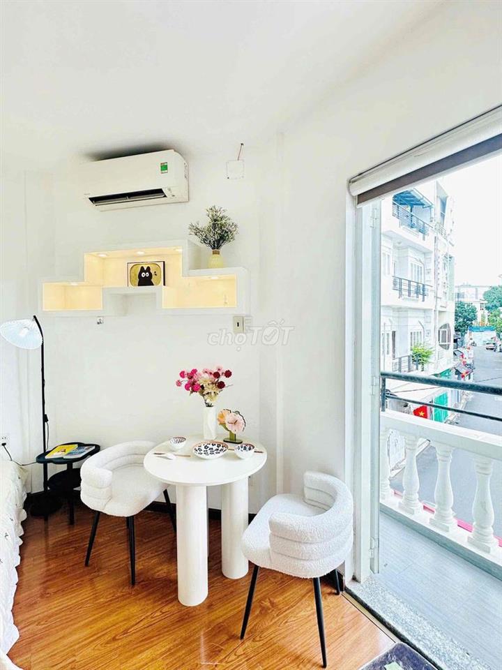 Phòng 1pn 1pk, ban công_diện tích 40m2_Hẻm 74 Trương Quốc Dung