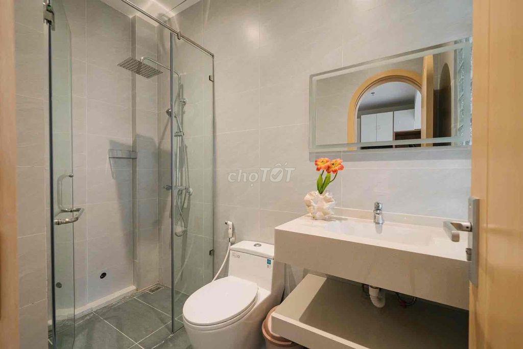 Phòng studio, ban công_diện tích 40m2_hẻm 1 Hoa Lan