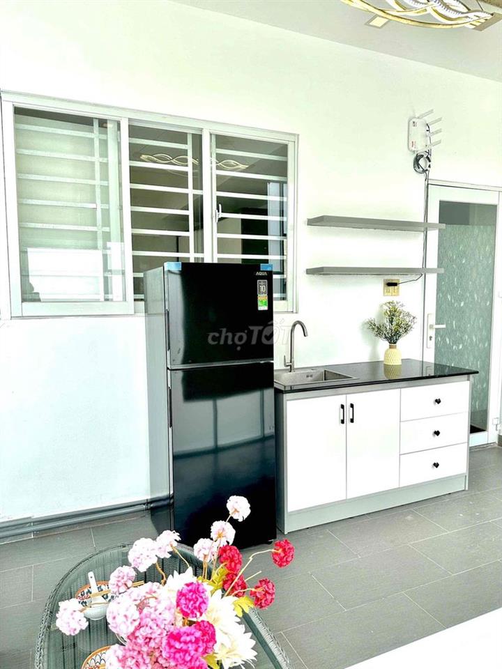Phòng 1pn 1pk, ban công_diện tích 40m2_hẻm 74 Trương Quốc Dung