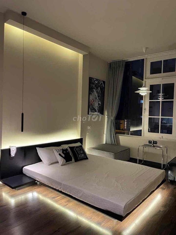 Phòng studio, cửa sổ lớn_diện tích 40m2_hẻm 202 Bà Hạt