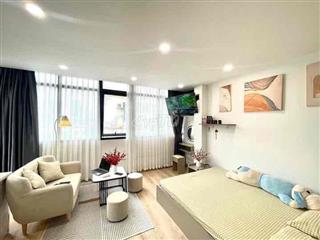 Phòng studio, cửa sổ trời_diện tích 40m2_hẻm 386 Lê Văn Sỹ