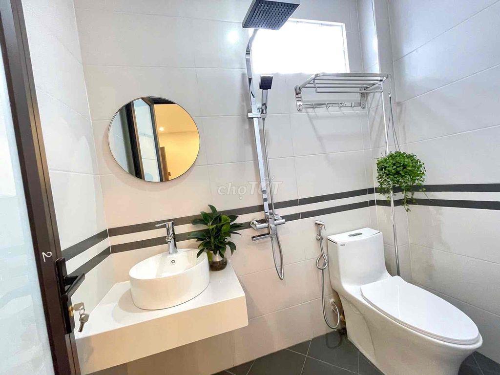 Phòng Studio, ban công_diện tích 40m2_Hoàng Văn Thụ