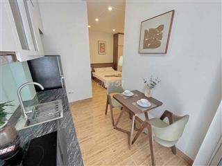 Phòng Studio, ban công_diện tích 40m2_Hoàng Văn Thụ