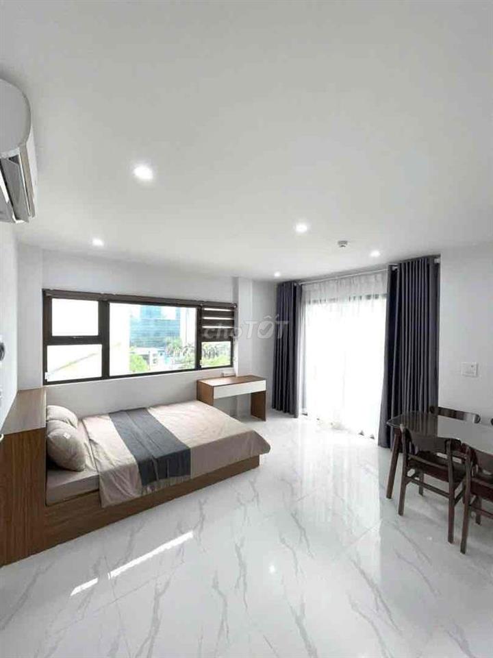 phòng studio,ban công_diện tích 40m2_Hồ Văn Huê